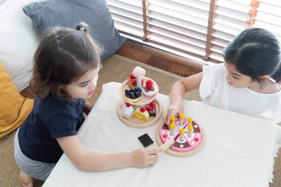 Plantoys Pretend Play - Birthday Cake Set